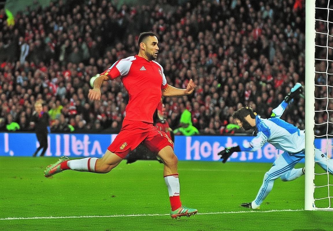 拜仁慕尼黑欧冠逆袭波尔图：锋线制胜，门将力挽狂澜(图4)