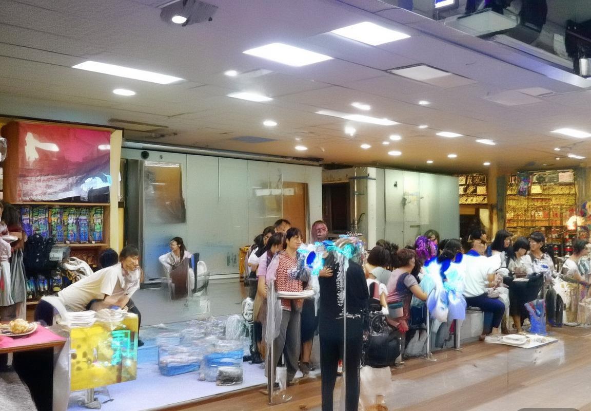 巴西奥地利友谊赛：激情对决与足球外交盛宴(图1)